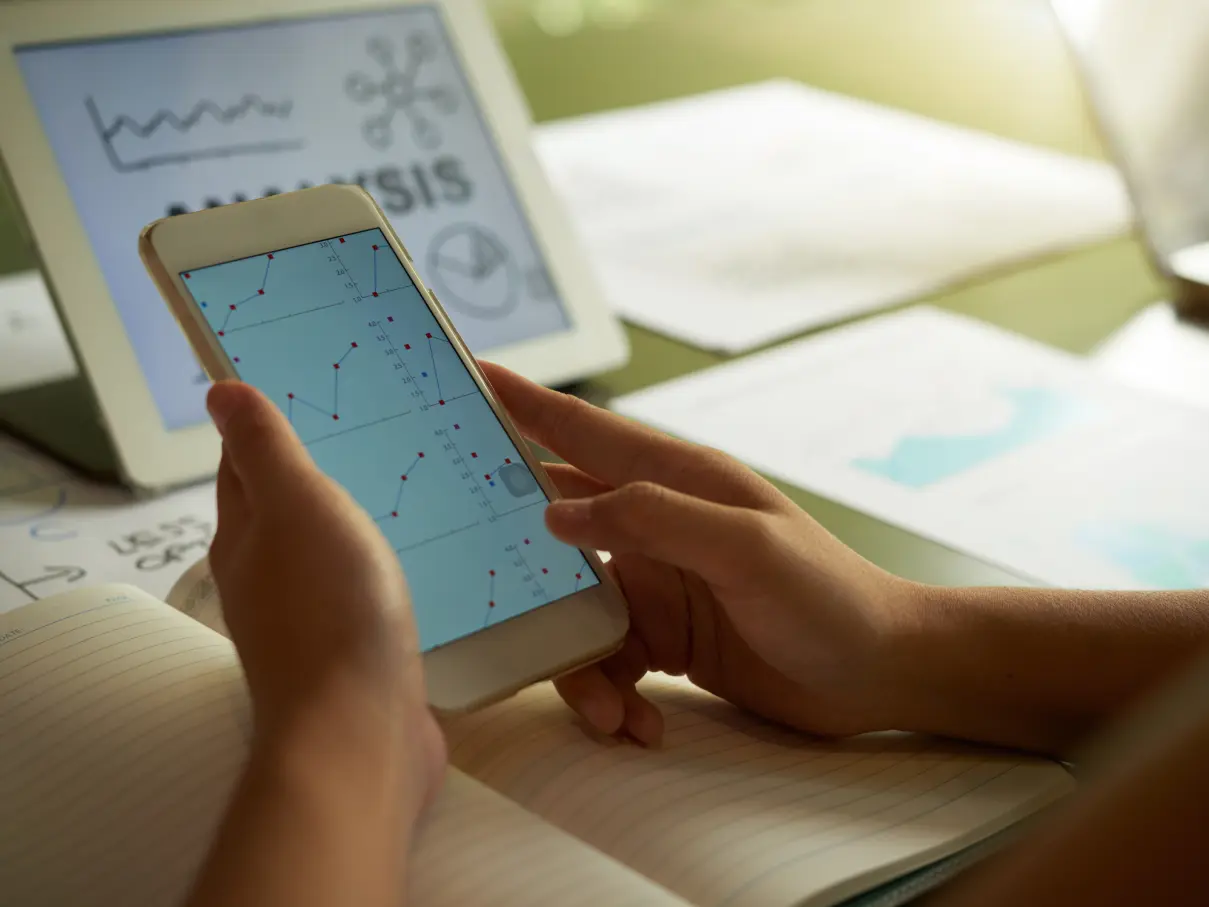 Tools to Test Mobile Applications for Android and iOS